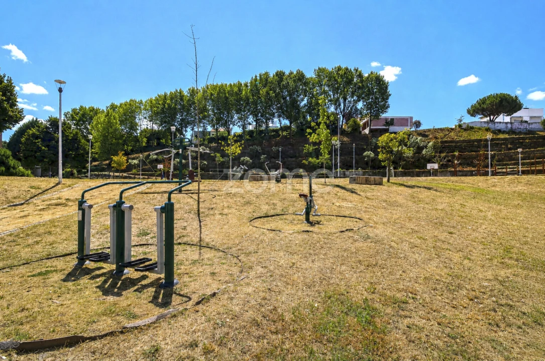 Apartamento T2 para Venda em Valongo Foto 35