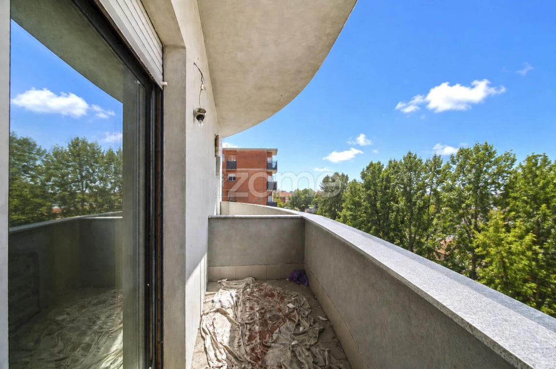 Apartamento T2 para Venda em Valongo Foto 9