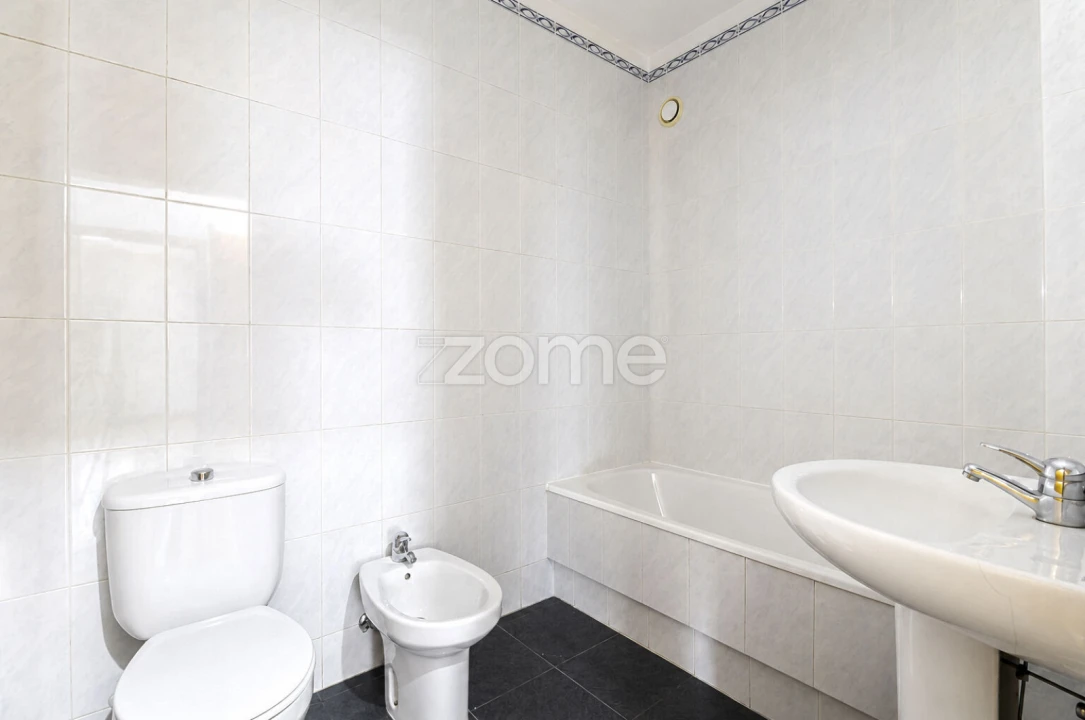 Apartamento T2 para Venda em Valongo Foto 23
