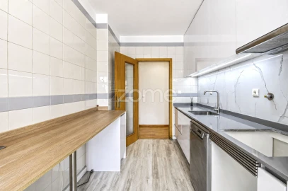 Apartamento T2 para Venda em Valongo