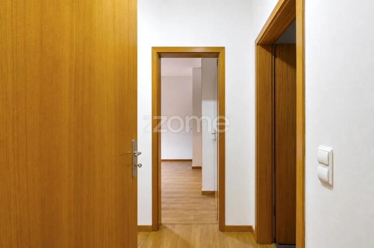Apartamento T2 para Venda em Valongo Foto 25