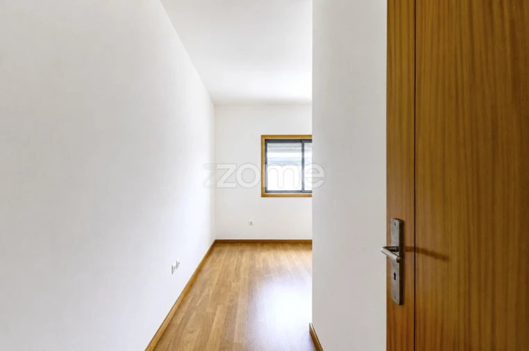 Apartamento T2 para Venda em Valongo Foto 20