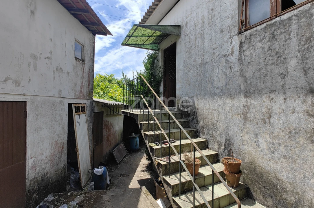 Moradia T3 para Venda em Castêlo da Maia Foto 4
