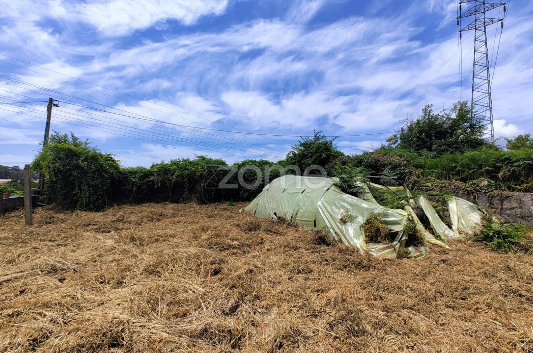 Moradia T3 para Venda em Castêlo da Maia Foto 18