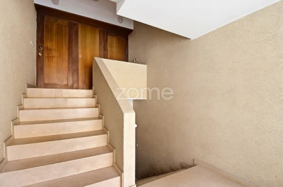 Apartamento T4 para Venda em Aldoar, Foz do Douro e Nevogilde