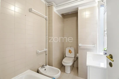 Apartamento T4 para Venda em Aldoar, Foz do Douro e Nevogilde