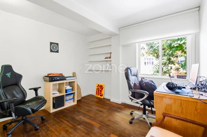 Apartamento T4 para Venda em Aldoar, Foz do Douro e Nevogilde