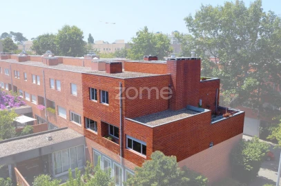 Apartamento T4 para Venda em Aldoar, Foz do Douro e Nevogilde