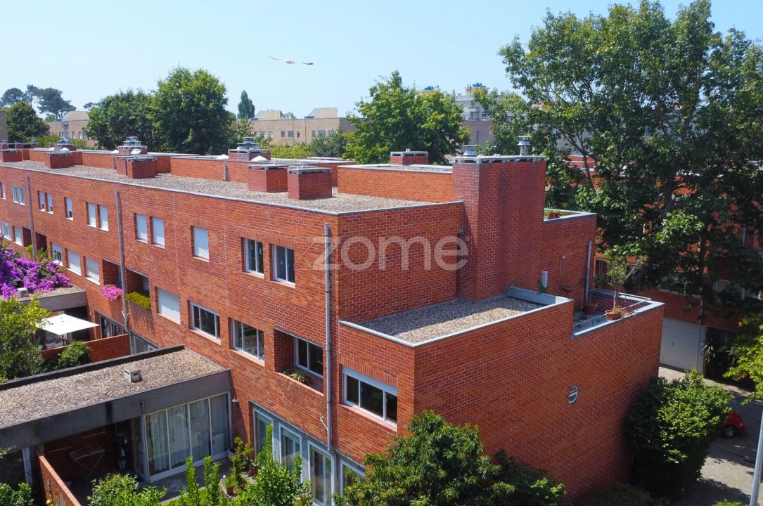 Apartamento T4 para Venda em Aldoar, Foz do Douro e Nevogilde Foto 1