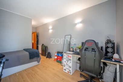 Apartamento T2 para Venda em Nogueira e Silva Escura
