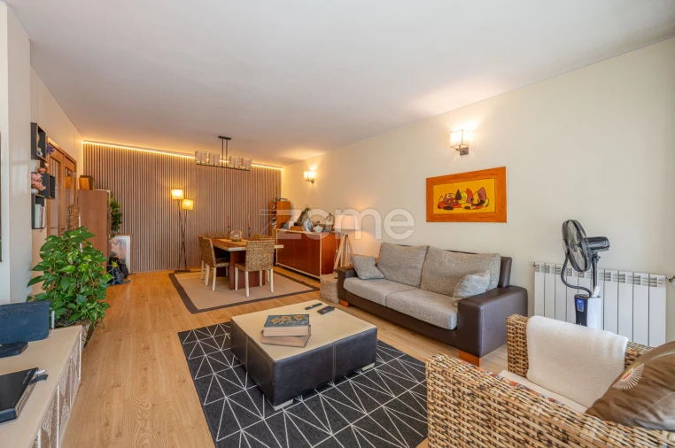Apartamento T2 para Venda em Nogueira e Silva Escura Foto 15