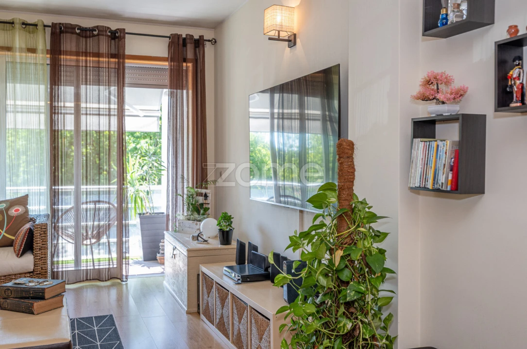 Apartamento T2 para Venda em Nogueira e Silva Escura Foto 27