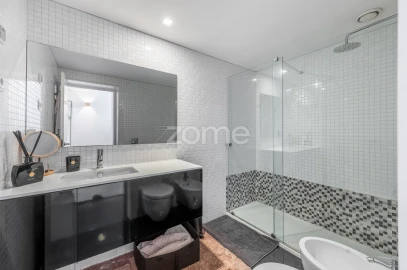 Apartamento T1 para Venda em Santa Marinha e São Pedro da Afurada