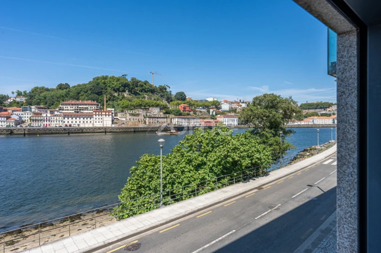 Apartamento T1 para Venda em Santa Marinha e São Pedro da Afurada Foto 15