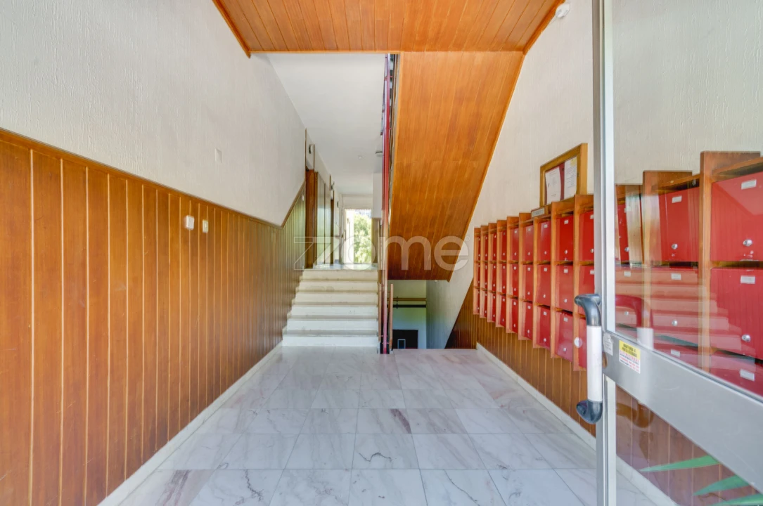 Apartamento T2 para Arrendamento em Lumiar Foto 24