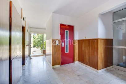 Apartamento T2 para Arrendamento em Lumiar