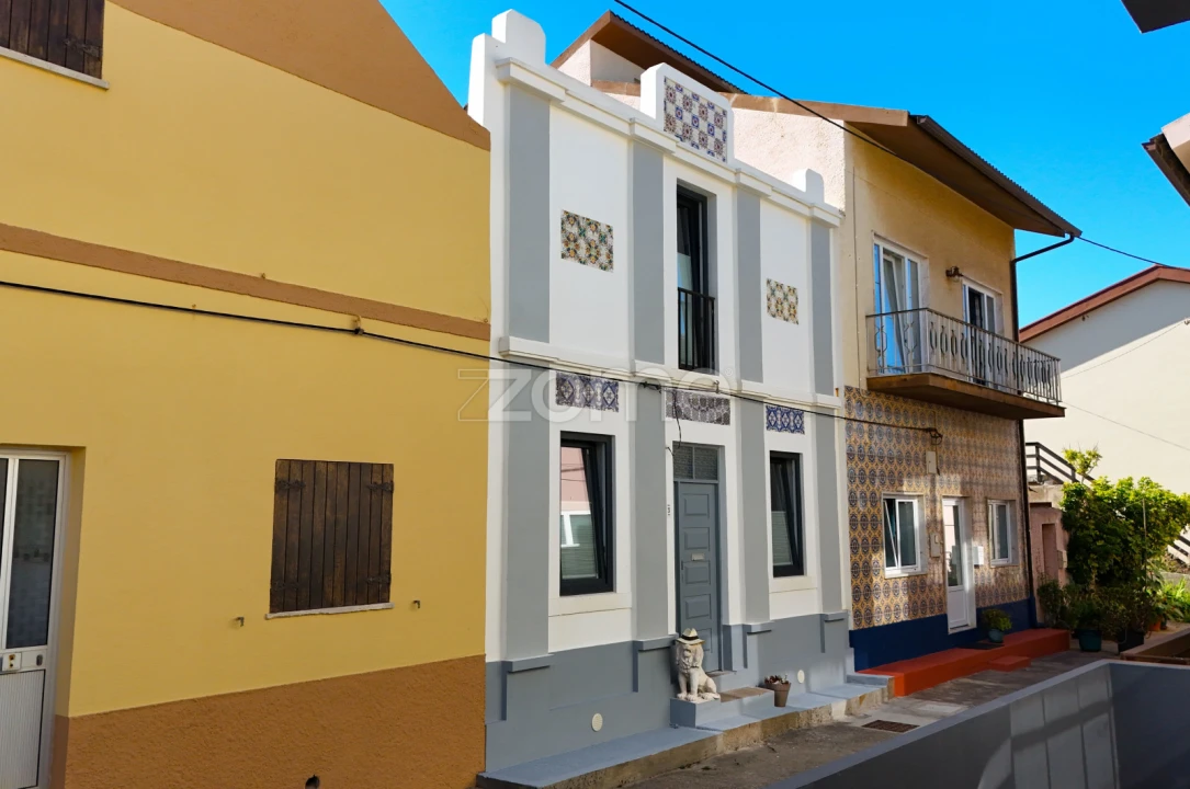 Moradia T2 para Venda em Lavos Foto 3