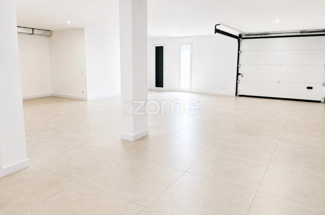 Moradia T4 para Venda em São Domingos de Rana Foto 18