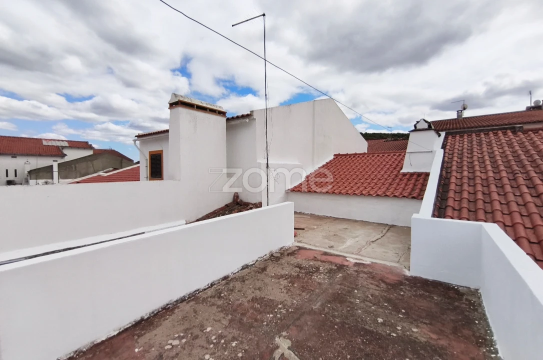 Moradia T2 para Venda em Viana do Alentejo Foto 19