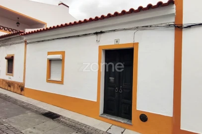 Moradia T2 para Venda em Viana do Alentejo