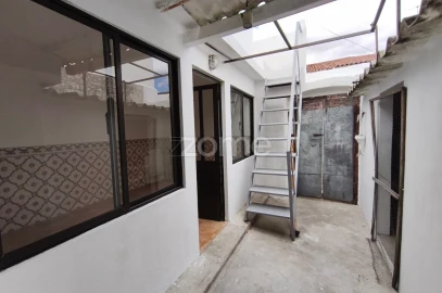 Moradia T2 para Venda em Viana do Alentejo