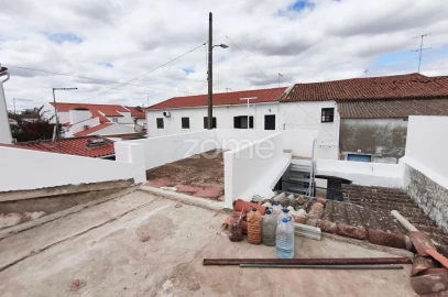 Moradia T2 para Venda em Viana do Alentejo