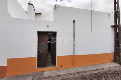 Moradia T2 para Venda em Viana do Alentejo
