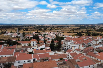 Moradia T2 para Venda em Viana do Alentejo