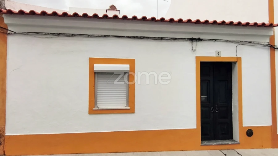 Moradia T2 para Venda em Viana do Alentejo