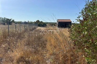 Terreno para Venda em Pias