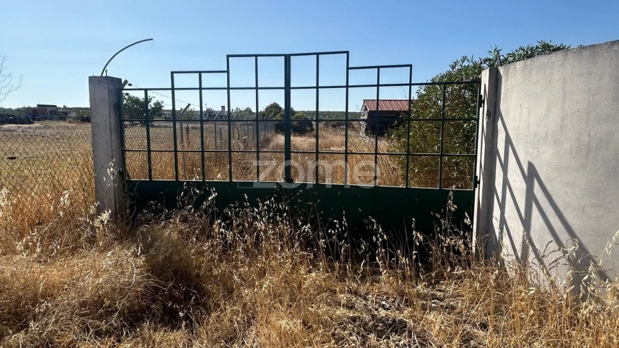Terreno para Venda em Pias