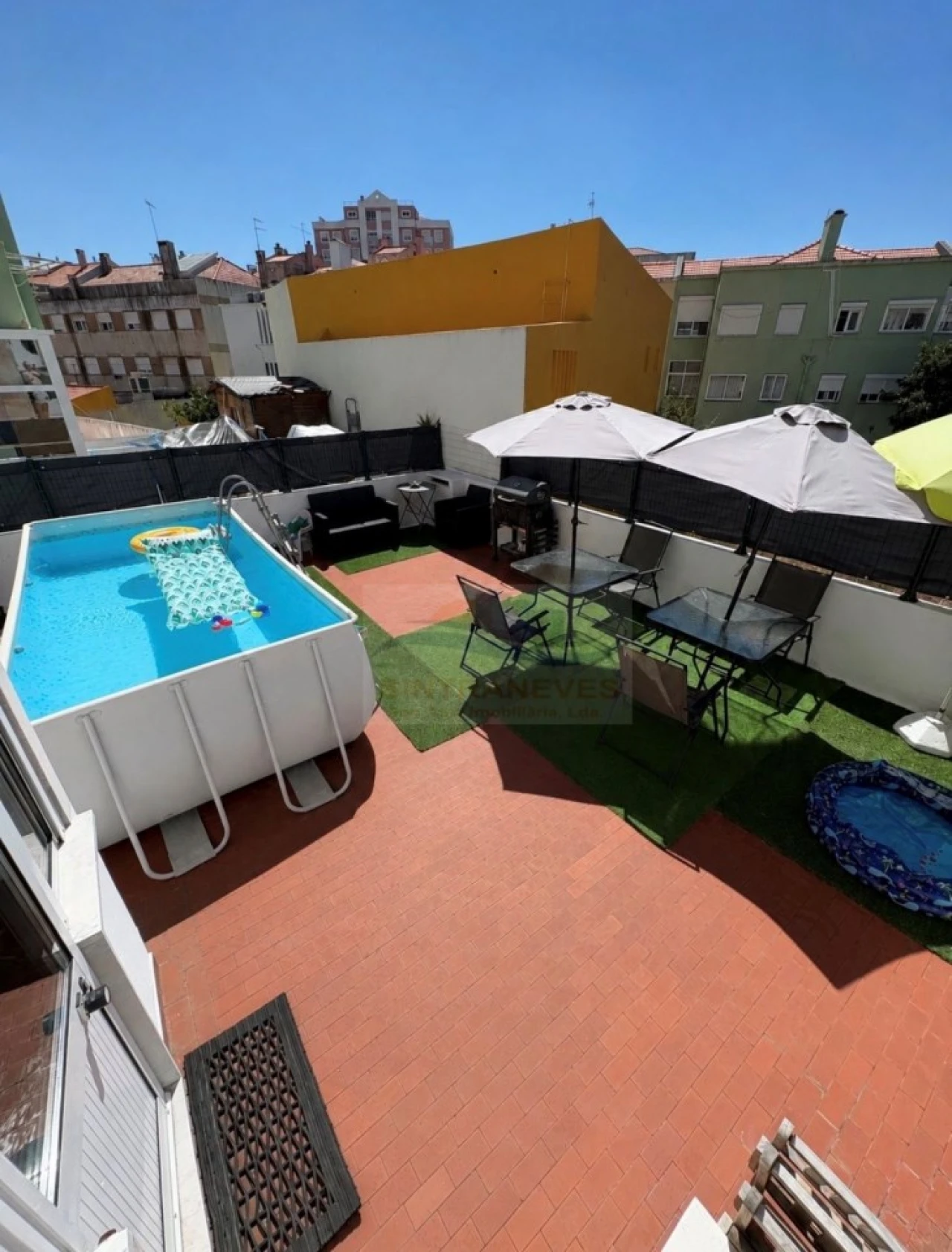 Apartamento T2 para Venda em Águas Livres Foto 12
