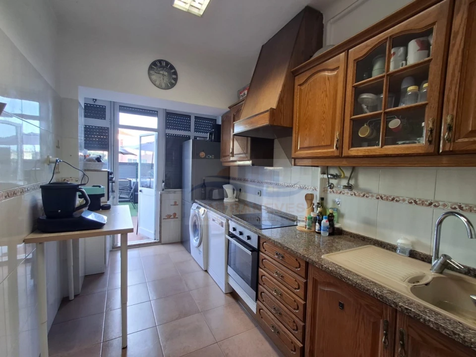 Apartamento T2 para Venda em Águas Livres Foto 2