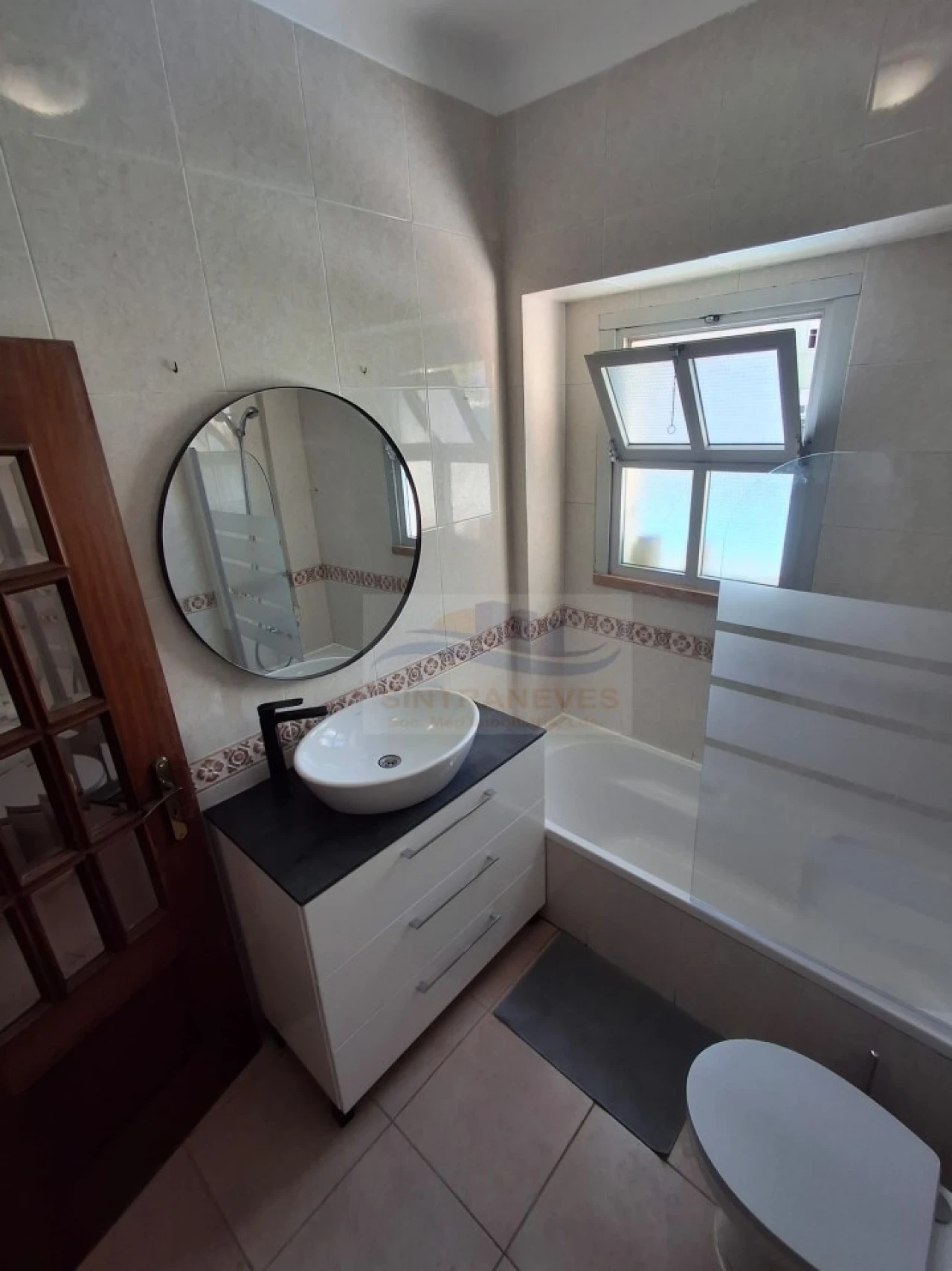 Apartamento T2 para Venda em Águas Livres Foto 13