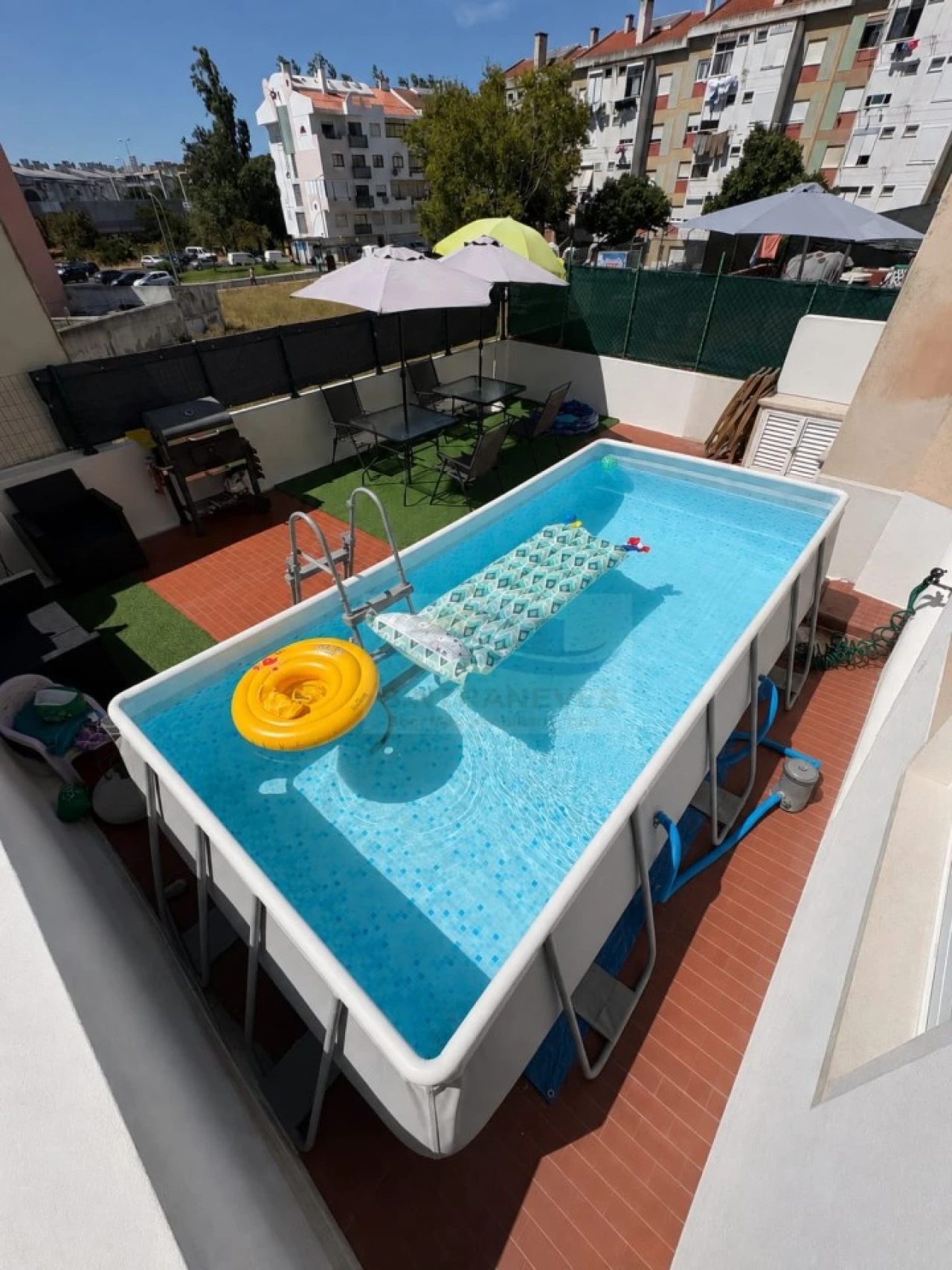 Apartamento T2 para Venda em Águas Livres Foto 1