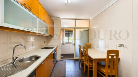 Apartamento T3 para Venda em Alfena