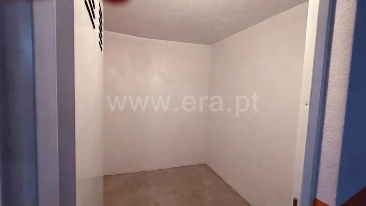 Garagem para Venda em Cedofeita, Santo Ildefonso, Sé, Miragaia, São Nicolau e Vitória Foto 3