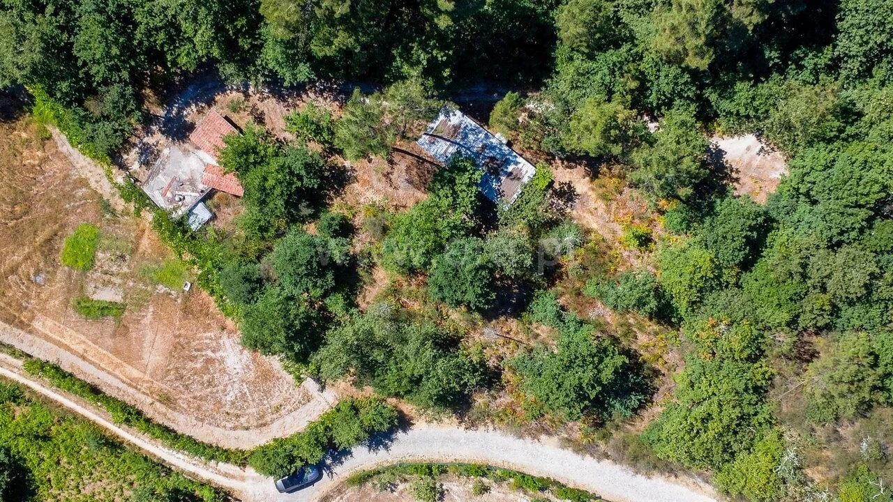 Terreno para Venda em Campelo e Ovil Foto 2