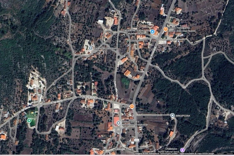 Terreno para Venda em Alcanede Foto 4