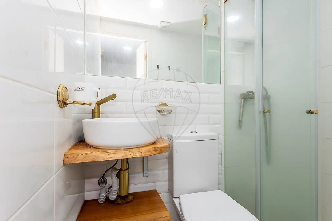 Apartamento T1 para Venda em São Vicente Foto 8