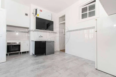 Apartamento T3 para Venda em Santa Maria Maior