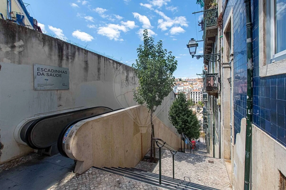 Apartamento T3 para Venda em Santa Maria Maior Foto 2