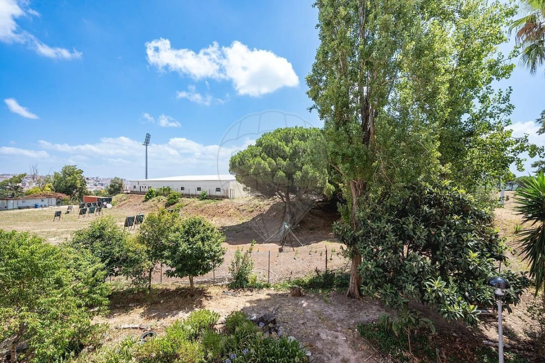 Apartamento T2 para Venda em Massamá e Monte Abraão Foto 20