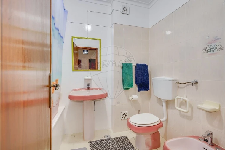 Apartamento T2 para Venda em Massamá e Monte Abraão Foto 14