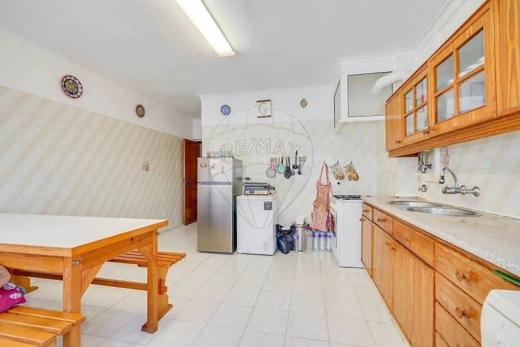 Apartamento T2 para Venda em Massamá e Monte Abraão Foto 8