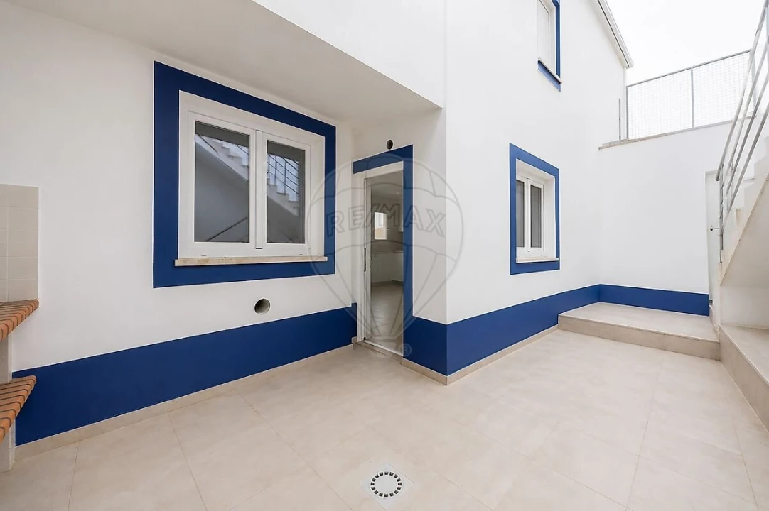 Apartamento T3 para Venda em São Martinho do Porto Foto 7