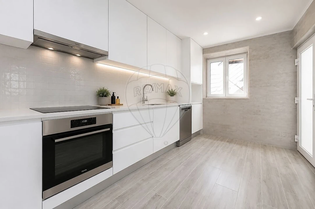 Apartamento T3 para Venda em São Martinho do Porto Foto 5