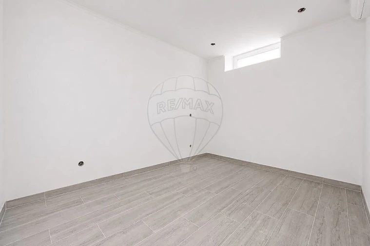 Apartamento T3 para Venda em São Martinho do Porto Foto 11