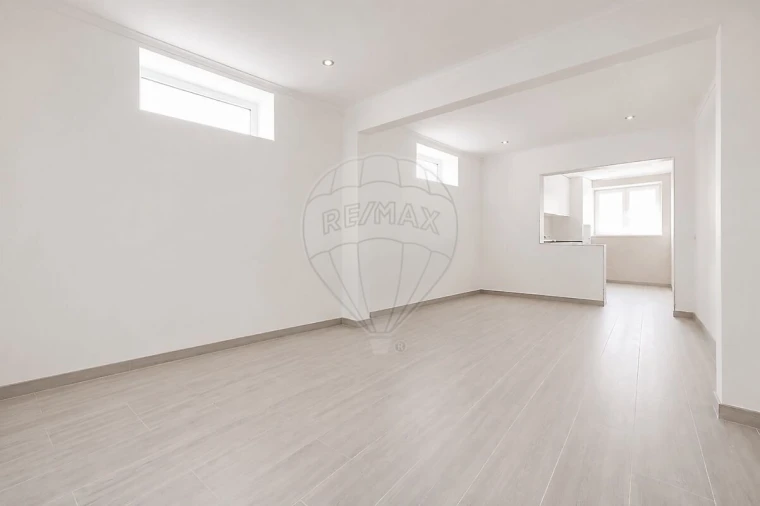 Apartamento T3 para Venda em São Martinho do Porto Foto 4