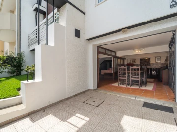 Moradia T5 para Venda em Gondomar (São Cosme), Valbom e Jovim